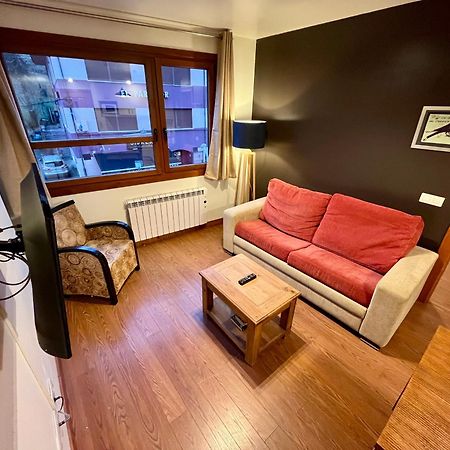Lotila Flats Cuirgu Aparthotel Felechosa Kültér fotó